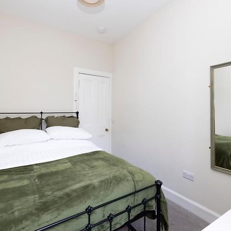 Edinburgh Holyrood Park Views Apartment Eksteriør bilde